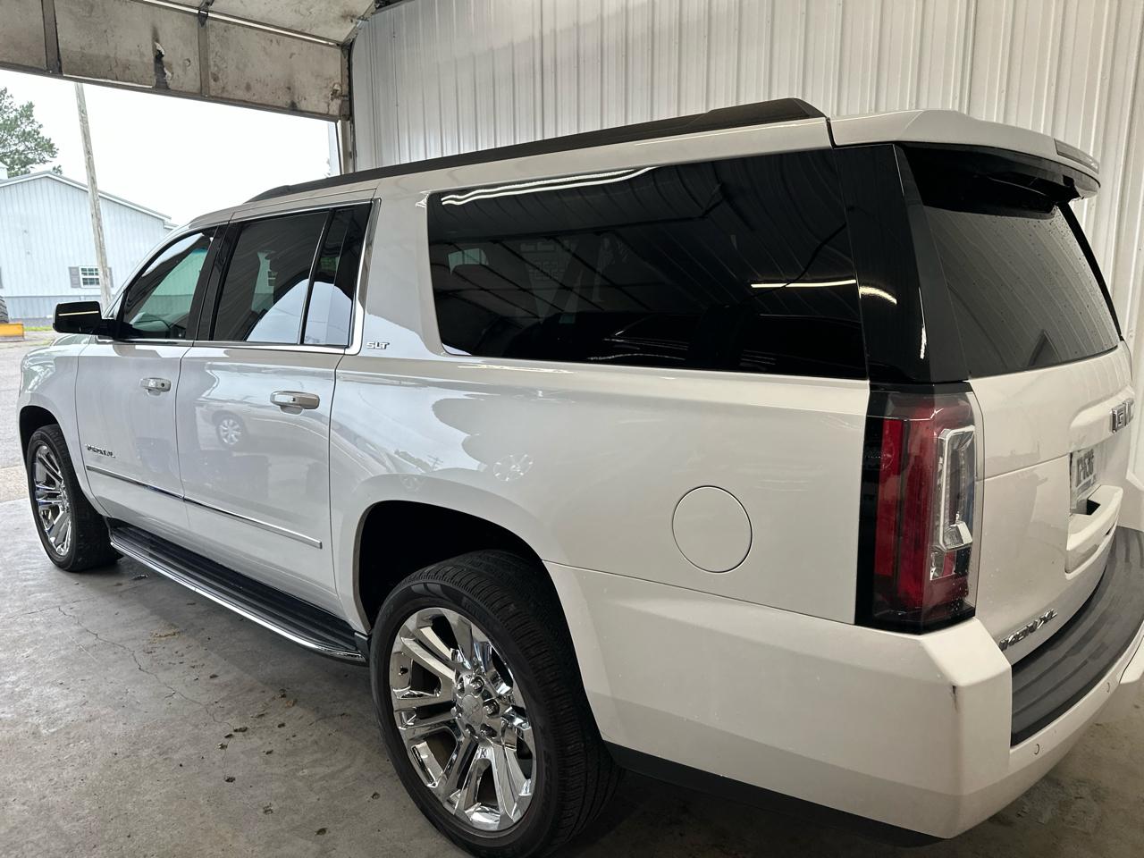 gmc yukon xl 2018 1GKS1GKC1JR367173 image gmc yukon xl 2018 1GKS1GKC1JR367173 image